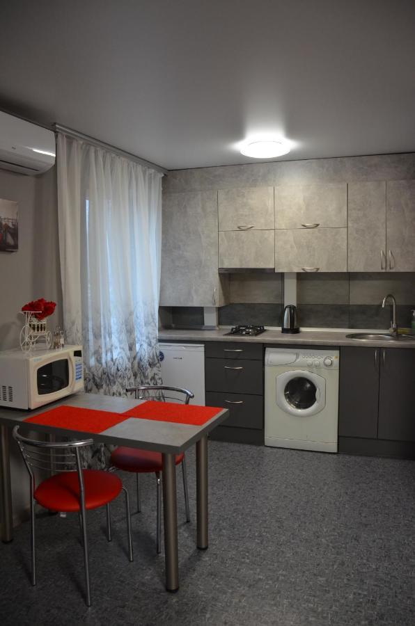 Апартаменти По Проспекту Поля Будинок 90 Dnipro Exterior foto